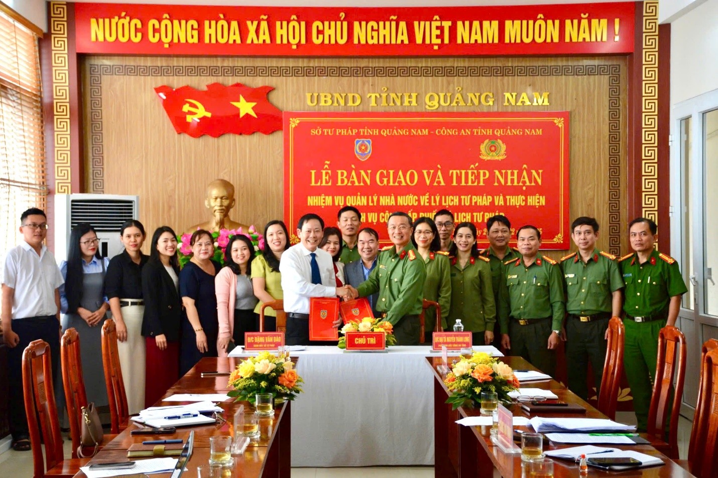 Quảng Nam: Bàn giao, tiếp nhận nhiệm vụ quản lý Nhà nước về LLTP, thực hiện nhiệm vụ công cấp Phiếu LLTP